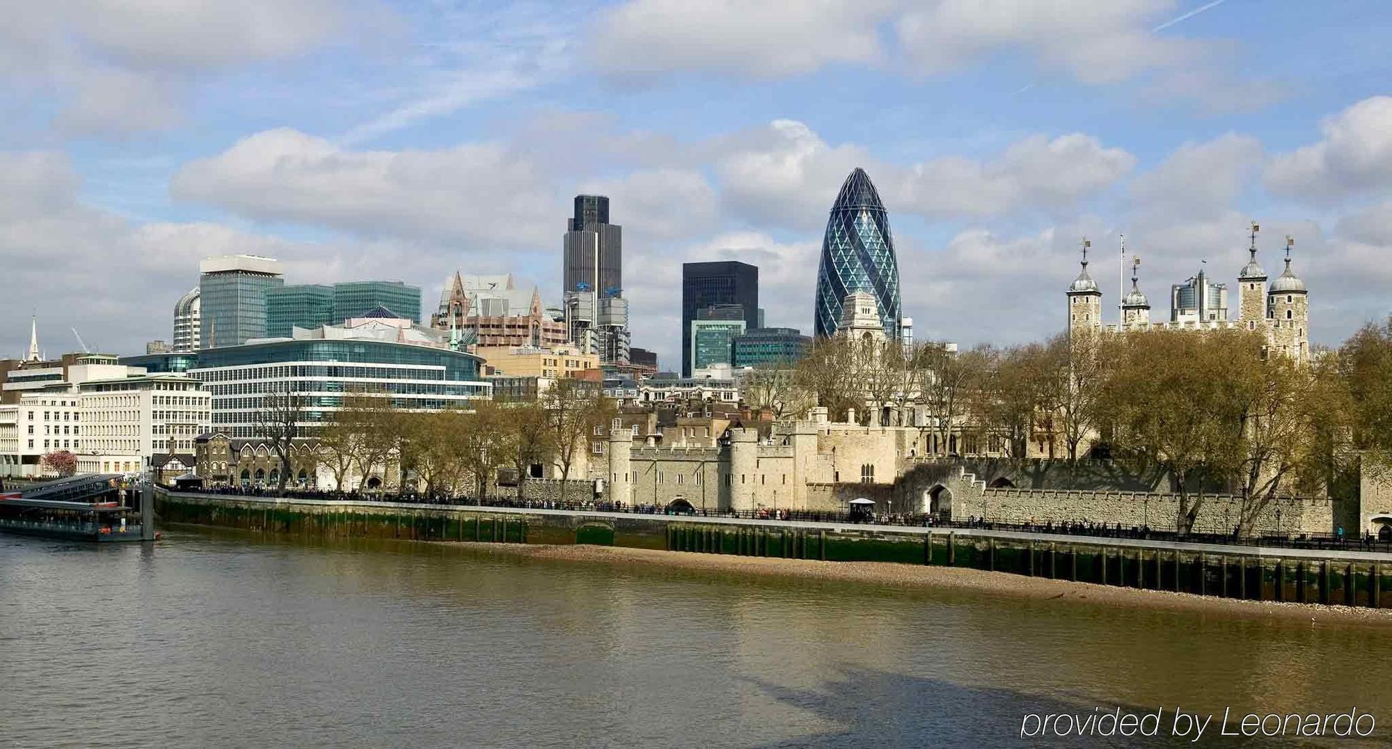 Ibis London Barking Hotel Barking  Ngoại thất bức ảnh