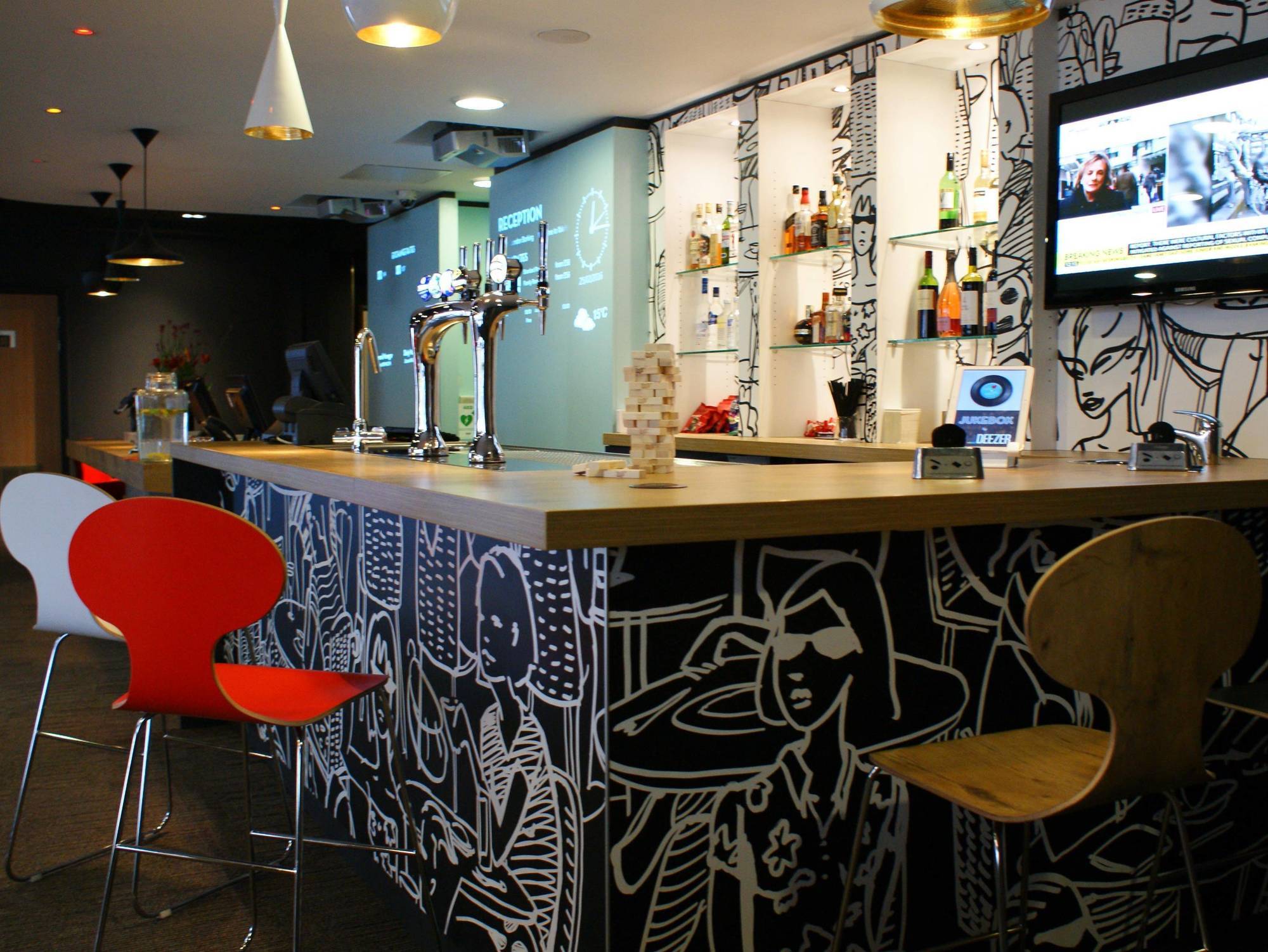 Ibis London Barking Hotel Barking  Ngoại thất bức ảnh